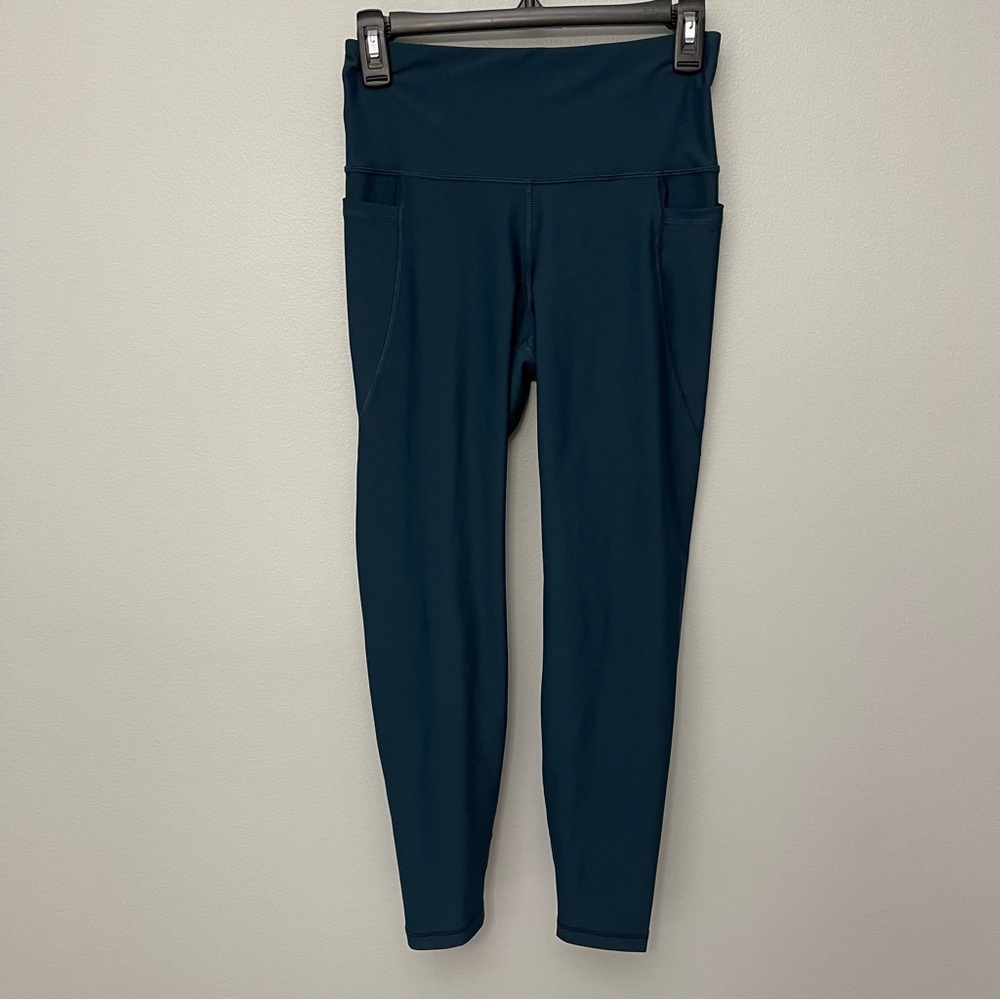 * 3 for $45 sale! * Old Navy Elevate Leggings
